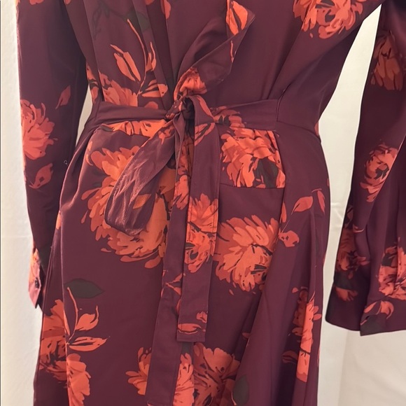 Joe Fresh Floral Long Sleeve Dress with attached belt. Size L. - Picture 5 of 14